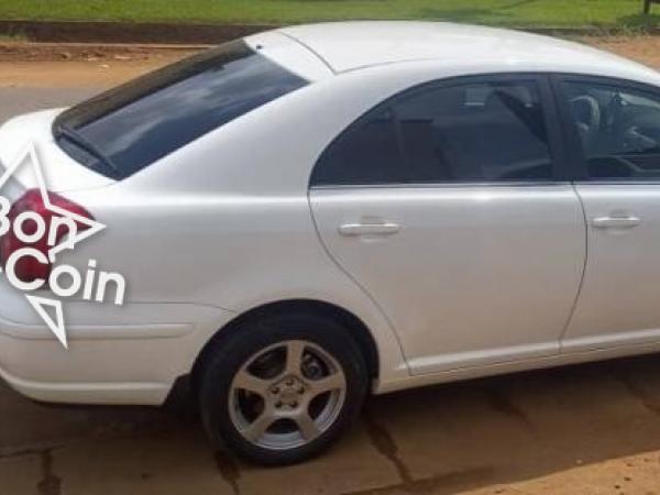 Toyota Avensis liftback 2005 