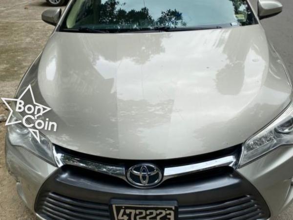 TOYOTA CAMRY 2016