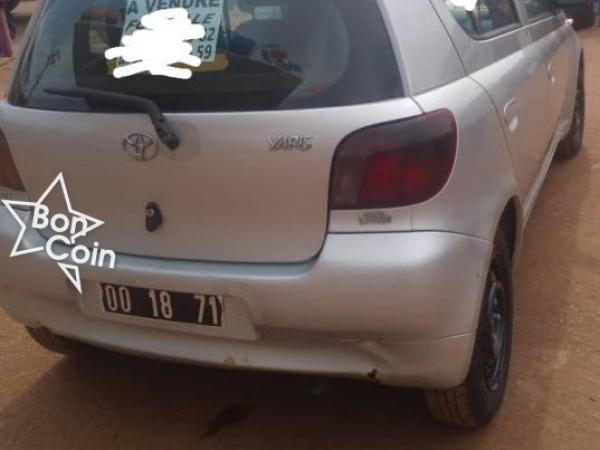 TOYOTA YARIS 2002